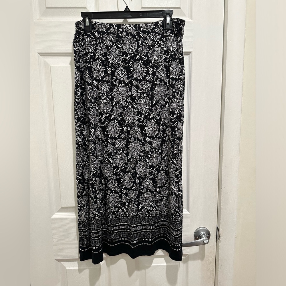 Liz Claiborne Skirt